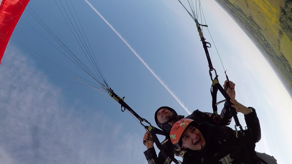 Увлекательный полет на параплане с акробатикой и отзывами в Санкт-Петербурге